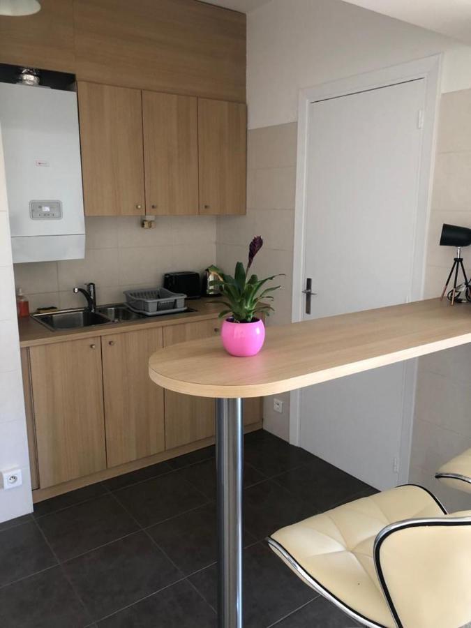 ++++ Renovated Cosy 50M2 Sunny Flat / Balcony / Close To Beach And To The Palais Des Festivals ++++ Cannes Eksteriør billede