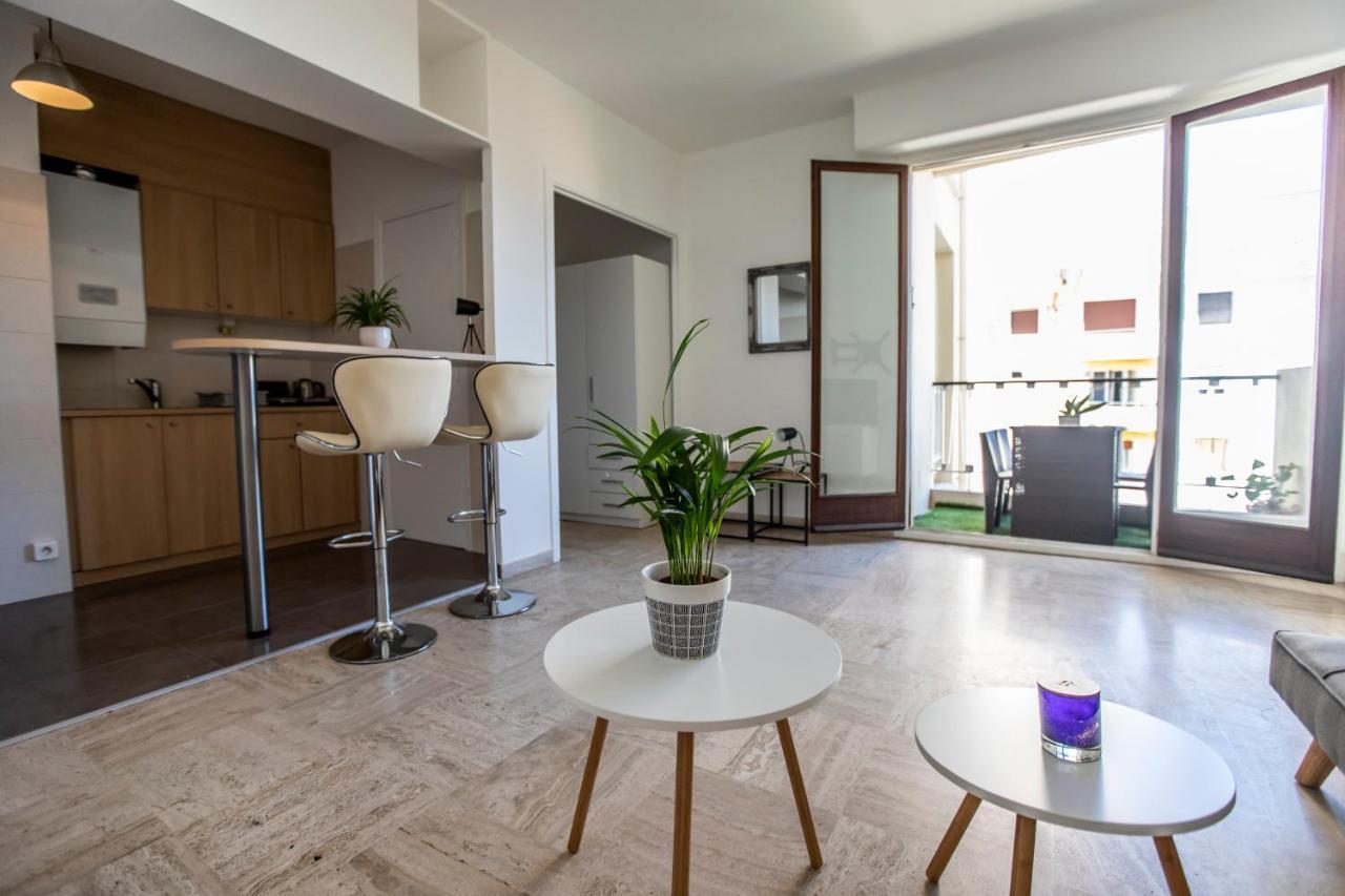 ++++ Renovated Cosy 50M2 Sunny Flat / Balcony / Close To Beach And To The Palais Des Festivals ++++ Cannes Eksteriør billede